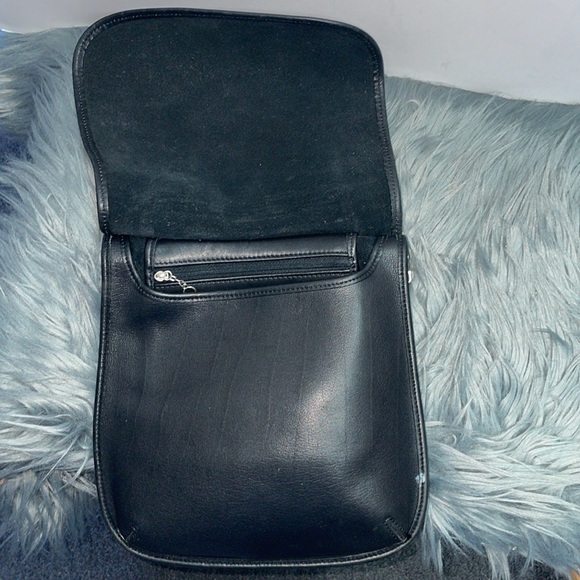 Vintage Coach ‘Hippie’ Flap Saddle Bag - Picture 13 of 17